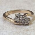 Diamond Twin Daisy Crossover Ring in 9ct Gold, a UK M or a US 6 1/4