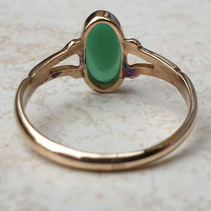 Antique Cameo Ring in 9ct Gold,  a UK M or a US 6 3/4.