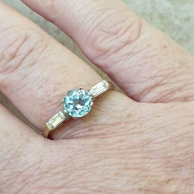 Topaz and Ring in 9ct Gold,  a UK O or a US 7 1/2