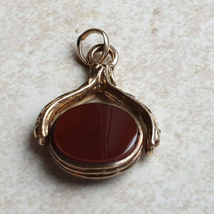 Two Sided Spinner Fob Pendant in 9ct Gold.