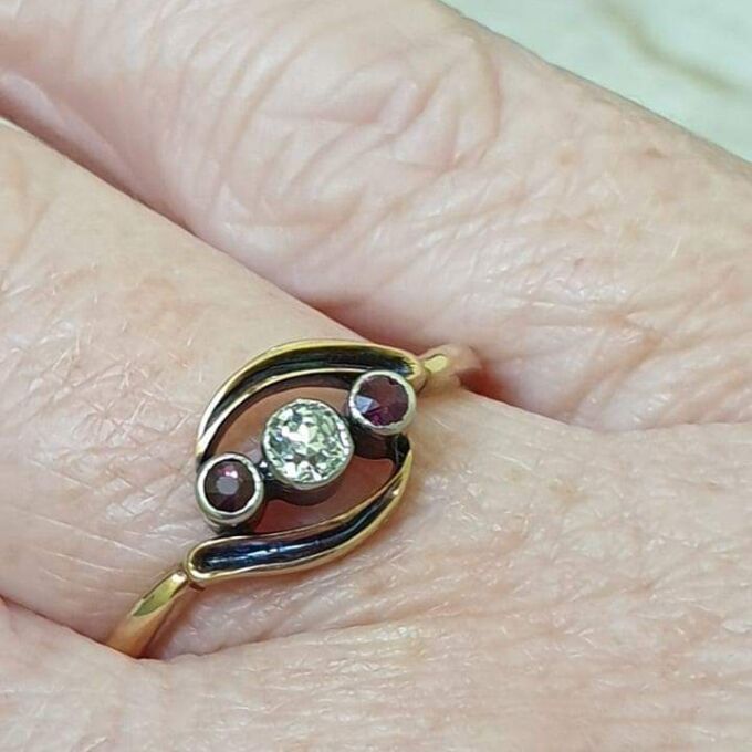 Ruby & Diamond Trilogy Crossover Bypass Ring in 18ct Gold.