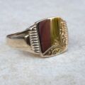 Part Engraved Signet Ring in 9ct Gold,  a UK S or a US 9.