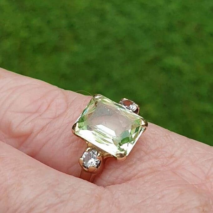 Synthetic Green Spinel Ring in 14K gold, a UK H or a US 4