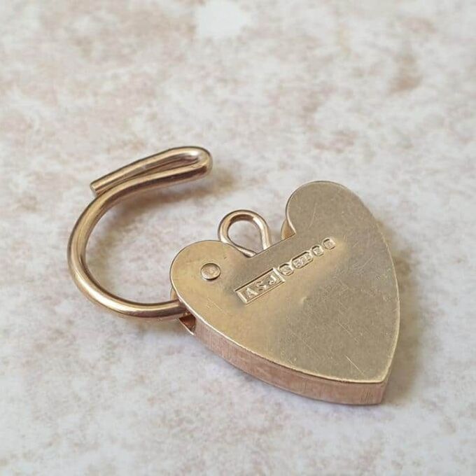 Small Front Engraved Fully Working Padlock in 9ct gold