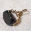 Onyx Spinner Fob Pendant in 9ct Gold.