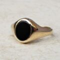 Super Onyx Signet Ring in 9ct Gold, a UK K 1/2 or a US 5 3/4.