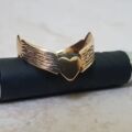 Heart Double Wishbone or Chevron Ring in 9ct Gold, a UK O or a US 7 1/4.