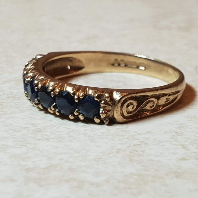 Super Seven Stone Sapphire Band in 9ct Gold, a UK size P or a US 7 3/4 – 8.