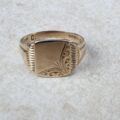 Part Engraved Signet Ring in 9ct Gold,  a UK S or a US 9.
