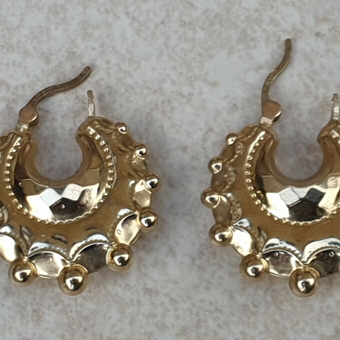 Small Gypsy Creole Earrings in 9ct Gold - Gems Afire - Vintage Jewellery UK