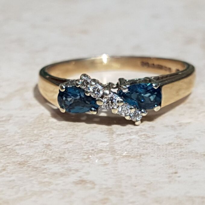 Sale – London Pear Blue Topaz & Diamond 9ct Gold Ring, a UK M 1/2 or a US 6 3/4.