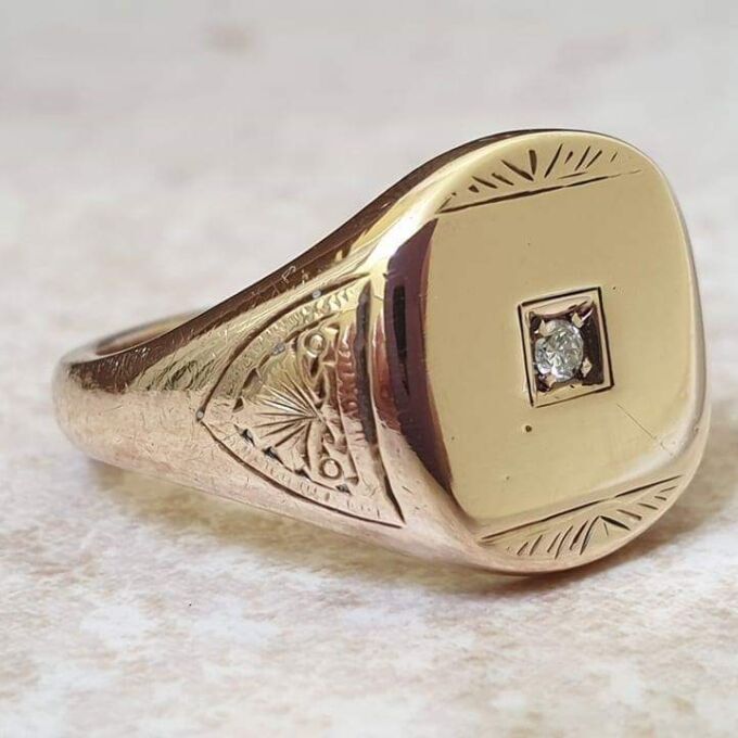 Heavy Diamond Set Signet Ring in 9ct Gold,  a UK S or a US 9 1/4.