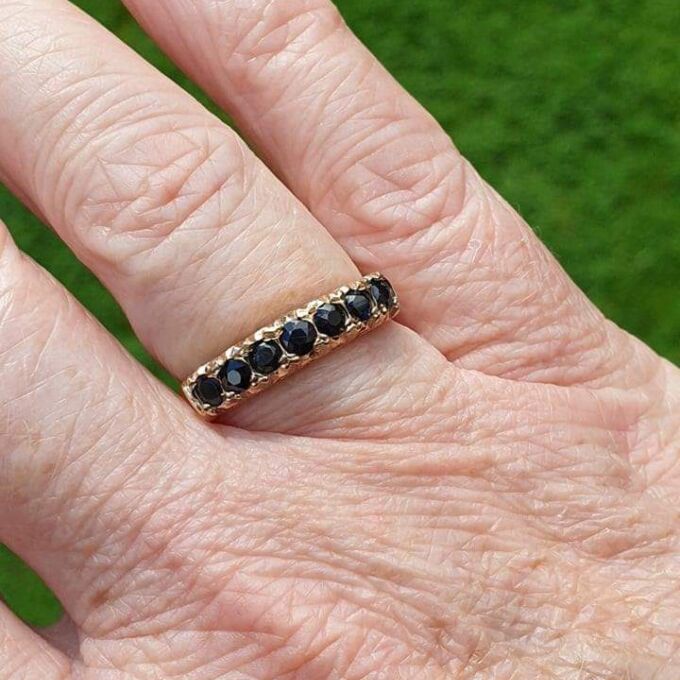 Seven Stone Dark Sapphire Band Ring in 9ct Gold