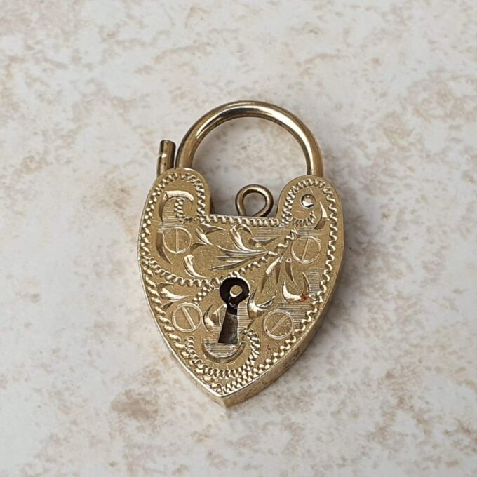 Engraved Heart Padlock in 9ct Gold