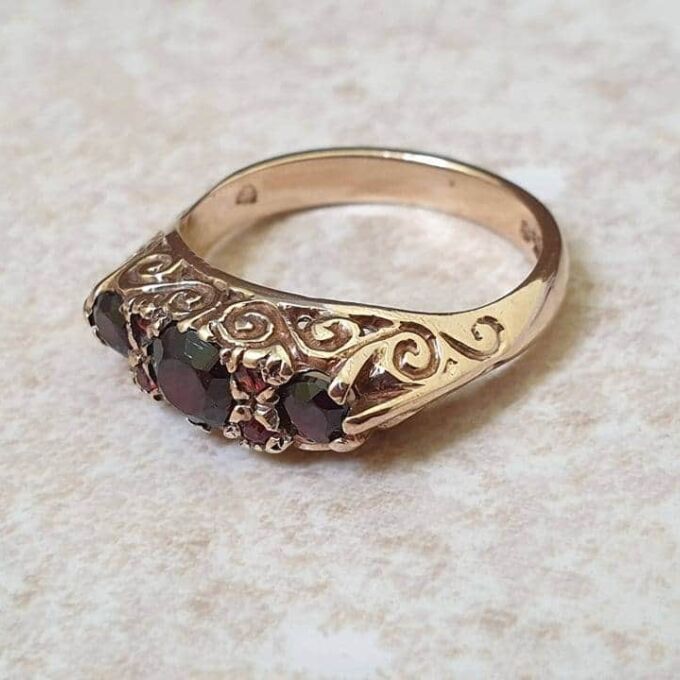 Garnet Gypsy Ring in 9ct Gold.