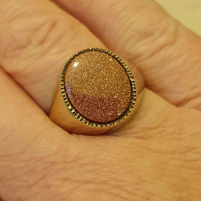 Goldstone Signet Ring in 9ct Gold.