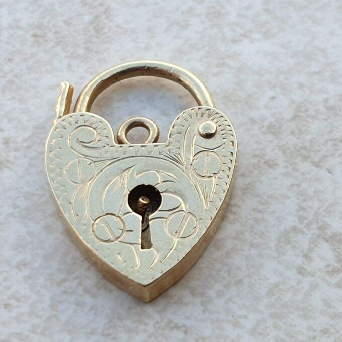 Small Engraved Heart Padlock in 9ct Gold