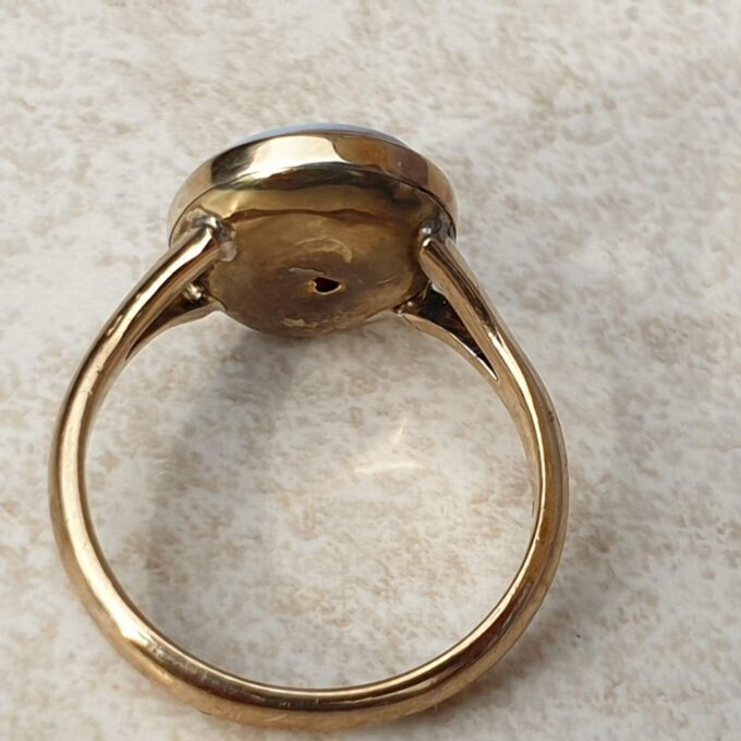 Sardonyx Solitaire Ring in 9ct Gold,  a UK P or a US 7 3/4.