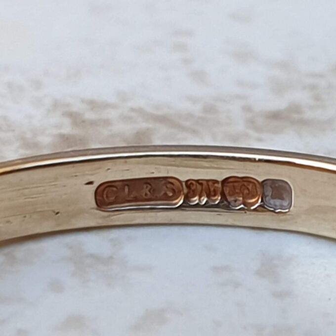 London Blue Topaz Ring in 9ct Gold, a UK J or a US 5