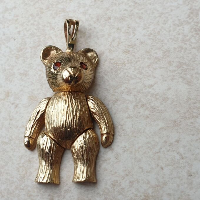 Large Teddy Bear in 9ct Gold