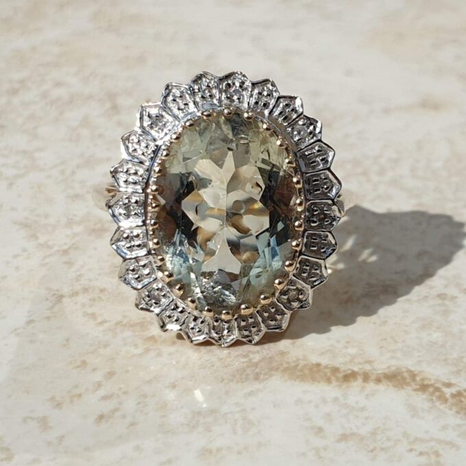 Huge Oval Prasiolite Ring in 9ct Gold,  a UK O 1/2 or a US 7 3/4.