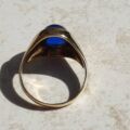 Synthetic Sapphire Cabochon Signet Ring in 9ct Gold, a UK P 1/2 or a US 8.