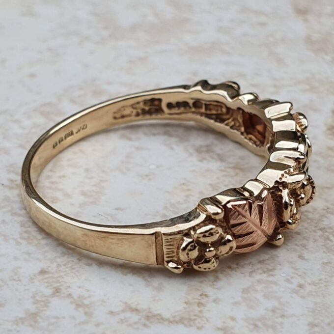 Flower and Leaf Design Ring in 9ct yellow & rose gold, a UK O or a US 7 1/2