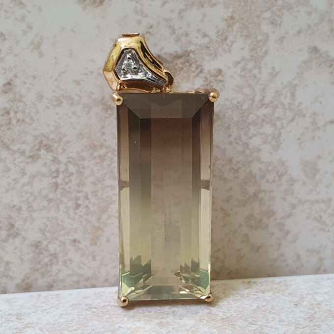 Bi Coloured Quartz Pendant in 9ct Gold