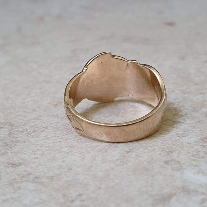 Ornate Wide Buckle Ring in 9ct Gold.