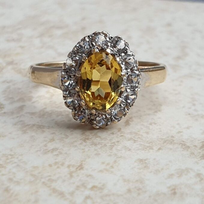 Yellow and White Topaz Cluster Ring in 9ct Gold,  a UK J  or a US 5.
