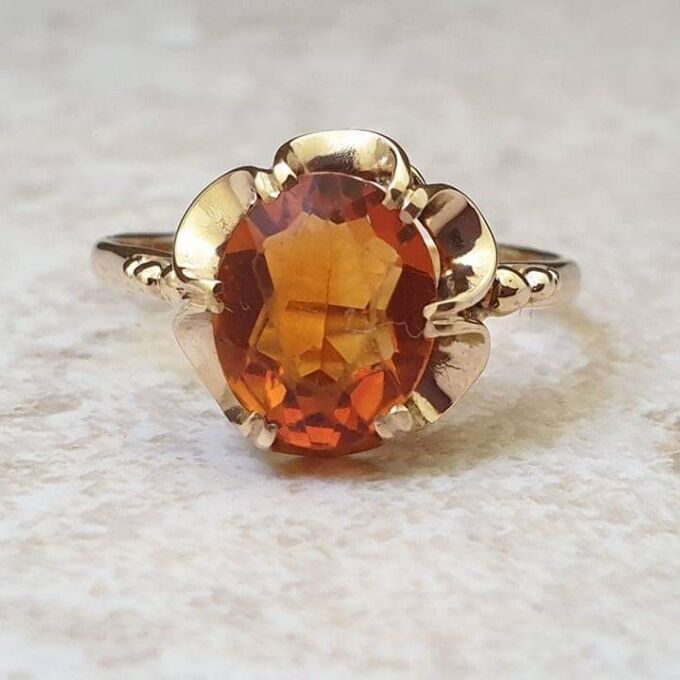 Madeira Citrine Oval Solitaire Ring in 9ct Gold,  a UK P 1/2 or a US 8.