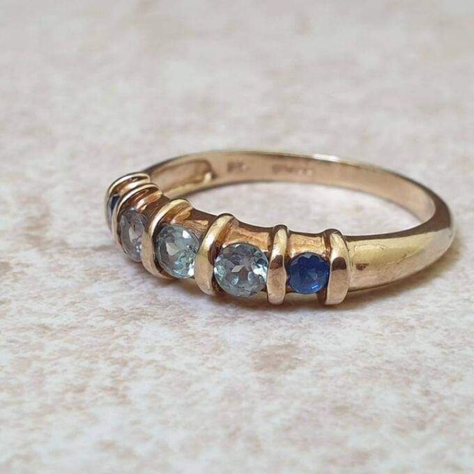 Synthetic Alexandrite and Sapphire Ring in 9ct Gold, a UK M 1/2 or a US 6 3/4