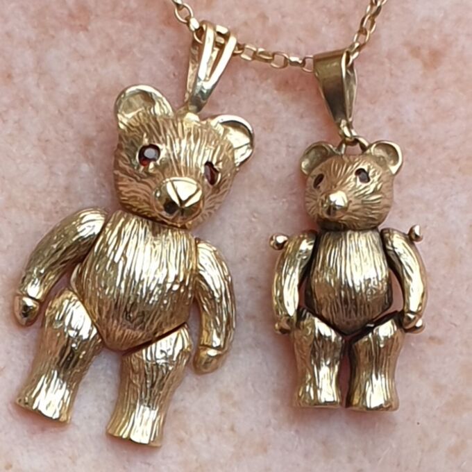 Articulated Teddy Bear Pendant in 9ct Gold