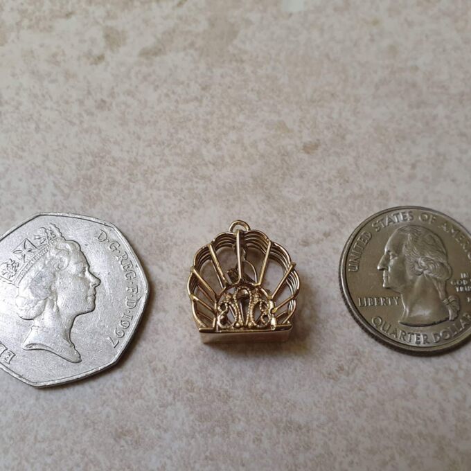 Bird in Birdcage Charm Pendant in 9ct Gold