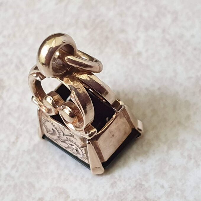 Engraved Garnet Fob in 9ct Gold