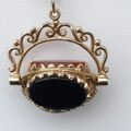 Carnelian, Bloodstone and Onyx Spinner Fob Pendant in 9ct Gold.