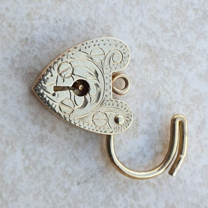 Small Engraved Heart Padlock in 9ct Gold