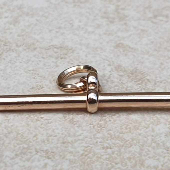 Simple T Bar Fob Pendant in 9ct Rose Gold