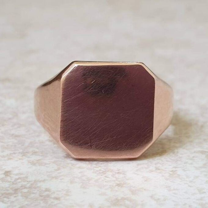 Simple Plain Signet Ring in 9ct Rose Gold, a UK K 1/2 or a US 5 3/4