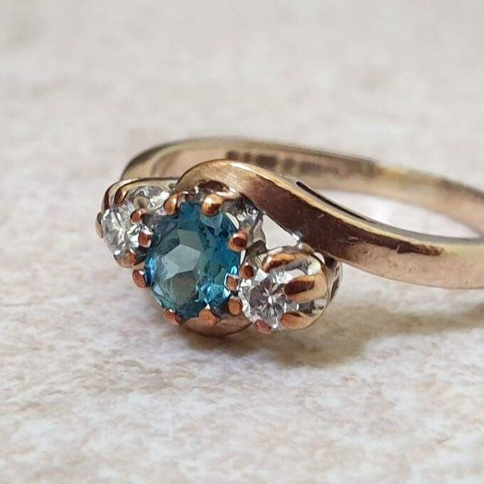 Topaz & Diamond Crossover Trilogy Ring in 9ct Gold.