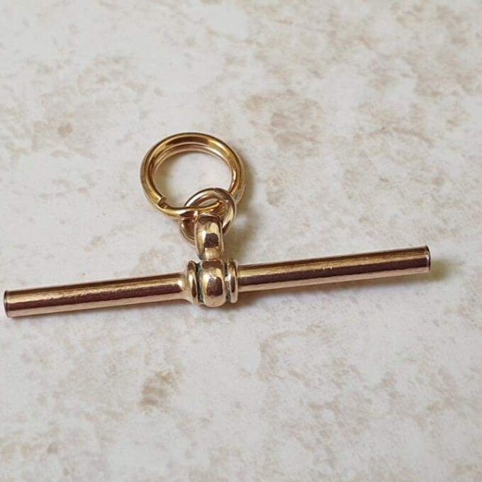 Simple T Bar Pendant in 9ct Rose Gold