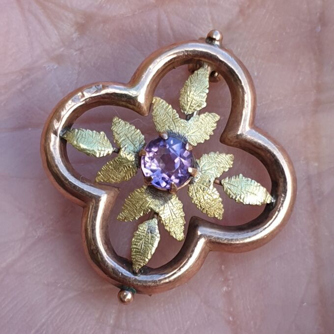 Small Antique Amethyst Brooch in 9ct Gold