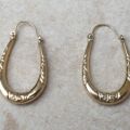 Creole Oval Hoop Earrings in 9ct Gold.