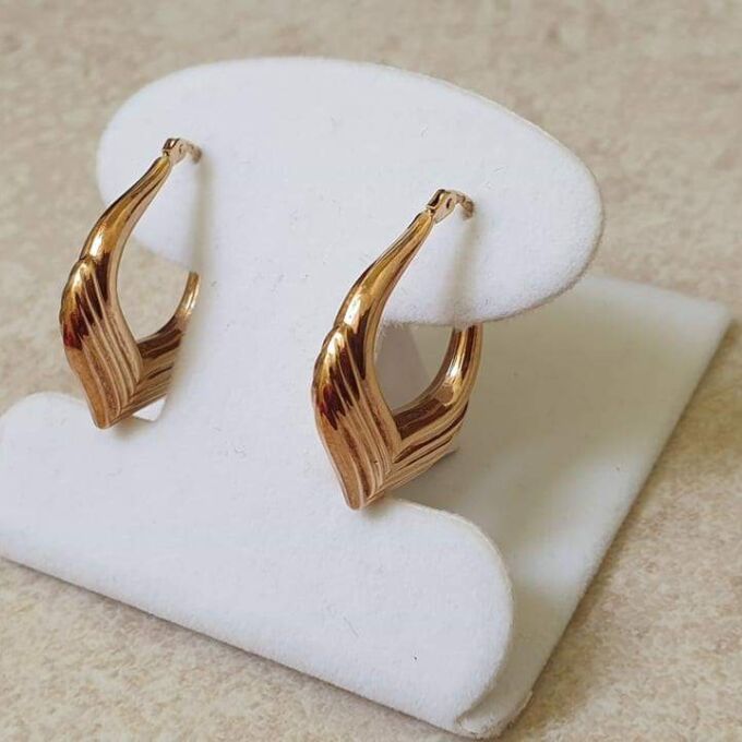Gorgeous Chevron Creole Hoop Earrings in 9ct Gold