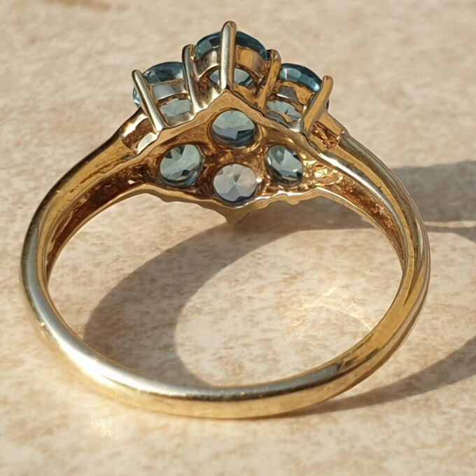 Topaz Flower Cluster Ring in 9ct Gold,  a UK O 1/2 or a US 7 3/4.