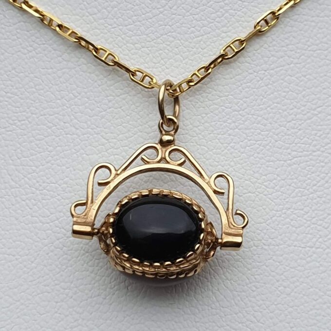 Three Stone Cabochon Spinner Fob Pendant in 9ct Gold