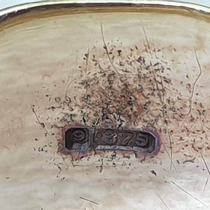 Simple Plain Signet Ring in 9ct Gold.