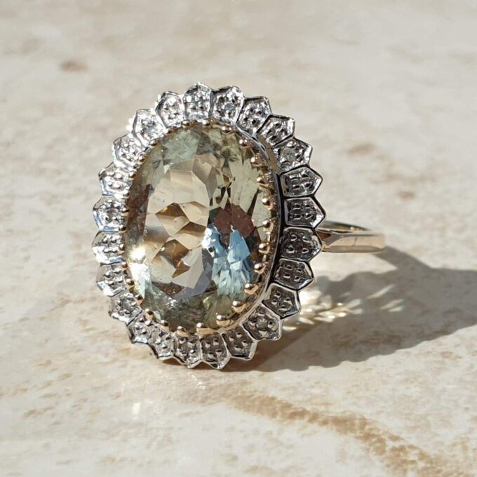 Huge Oval Prasiolite Ring in 9ct Gold,  a UK O 1/2 or a US 7 3/4.