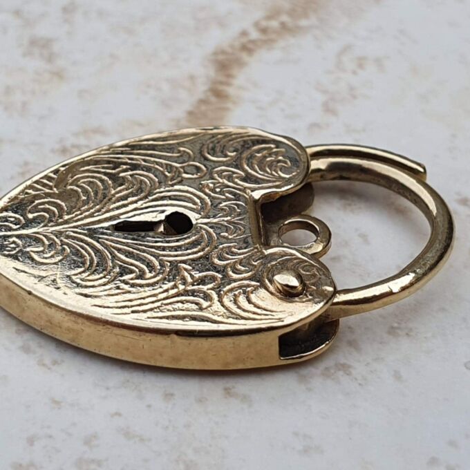 Engraved Heart Padlock in 9ct Yellow Gold