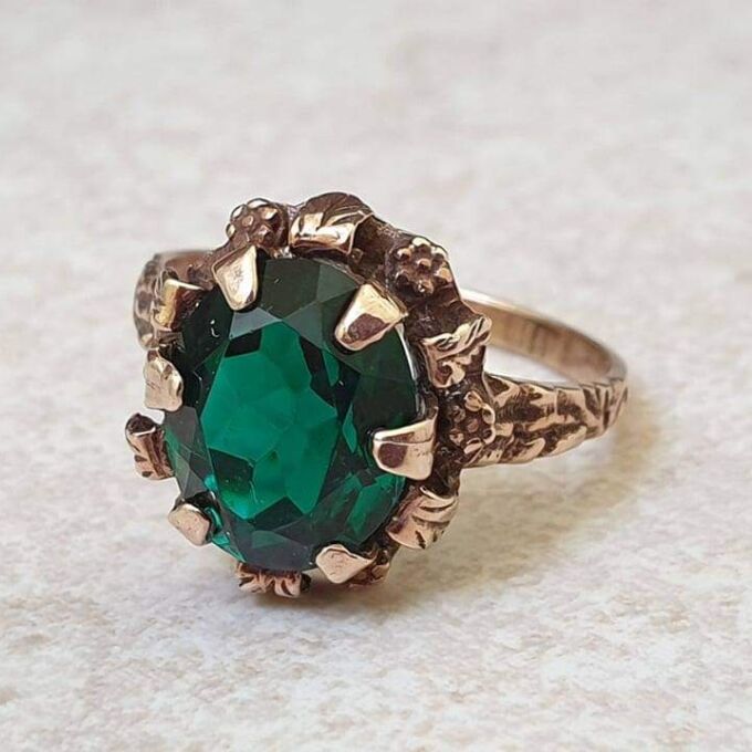 Ornate Synthetic Green Tourmaline Ring in 9ct Gold.